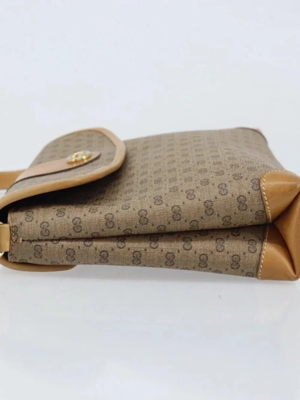 GUCCI Micro GG Supreme Shoulder Bag PVC Beige Gold Auth 173871 - Picture 5 of 15